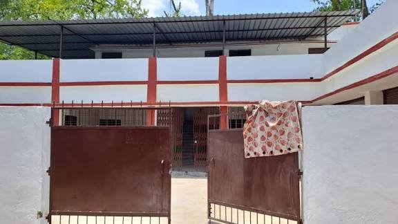 गढ़वा जिले में मुख्यमंत्री पशुधन विकास योजना में अनुदानित राशि, रस्सी (बगना), बाल्टी वितरण एवं बीमा प्रीमियम की राशि का गबन