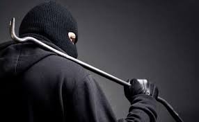 Dhanbad Police Foils Major Robbery Plot, Arrests Two Criminals from Bihar with Firearms