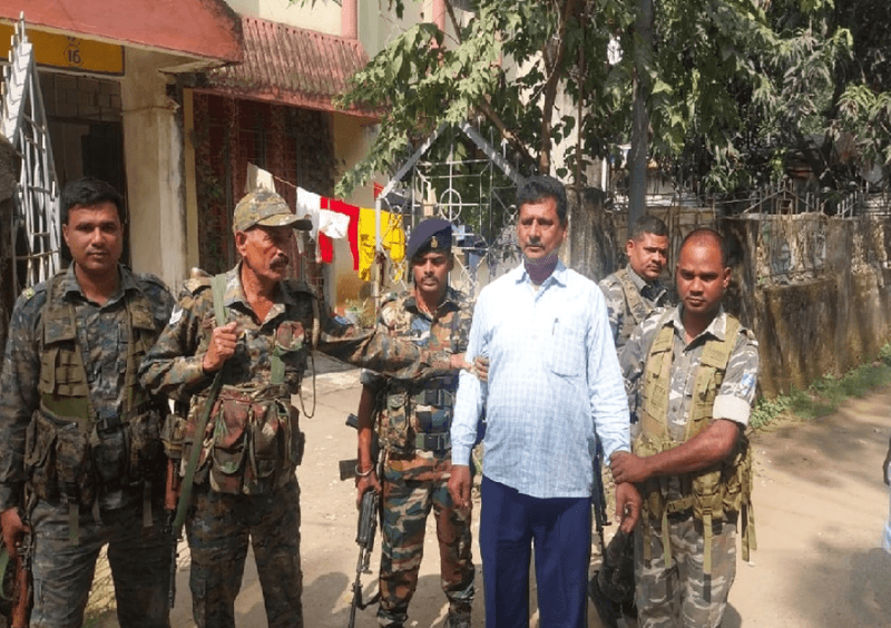 Head Clerk in Latehar Caught Red-Handed Accepting ₹65,000 Bribe; ACB Conducts Major Operation