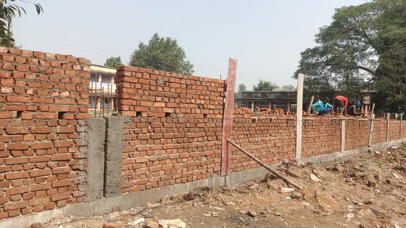 Substandard Material Used in School Boundary Wall Construction in Panki