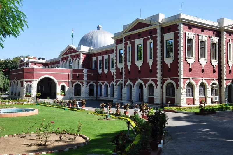 Jharkhand High Court Orders Trained Pay Scale for Teachers Within Four Weeks