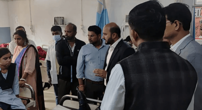 Over Two Dozen Students Injured After Navodaya School Bus Falls Into Gorge in Koderma